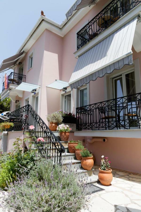 Anemos Apartment Parga Exterior photo